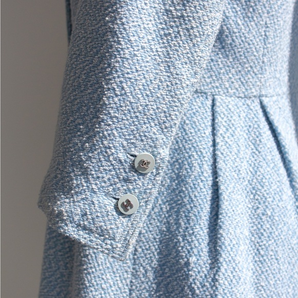 Chanel Vintage Spring/Summer 1996 Light Blue CC Tweed 96P Coat Mini Dress - Picture 15 of 16